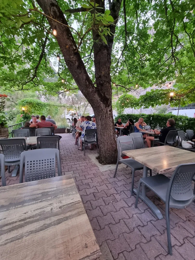 Restaurant Pizzeria Chez Kinou